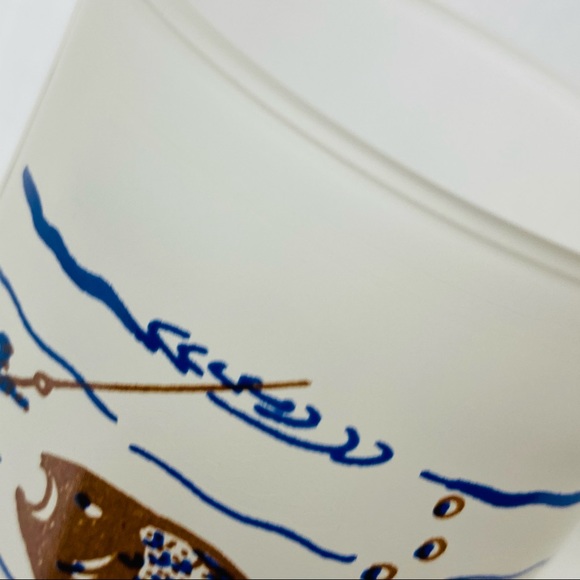 Tiara 1983 fishing Pedestal Coffee Frosted mug - Picture 3 of 6